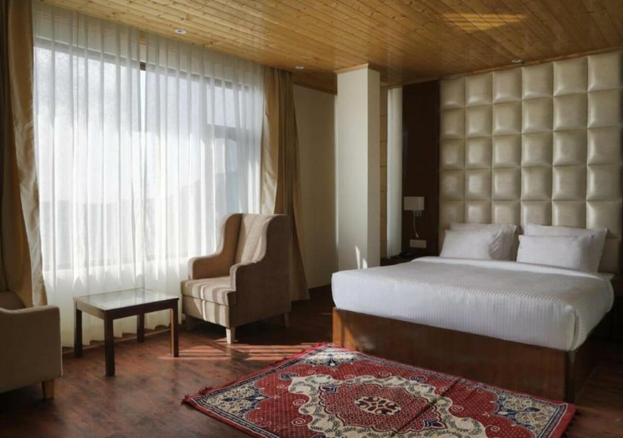 מלון שימלה The Alpine Retreat מראה חיצוני תמונה