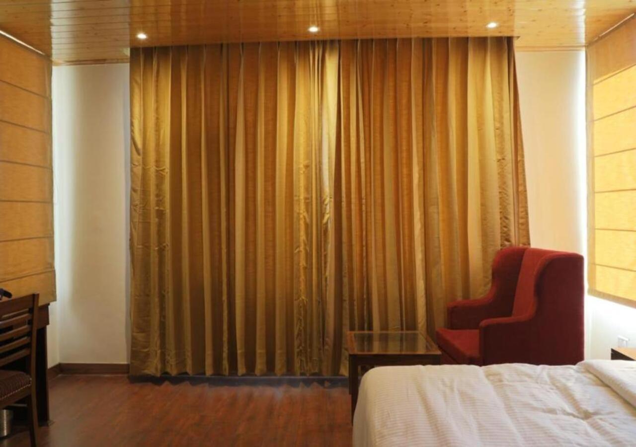 מלון שימלה The Alpine Retreat מראה חיצוני תמונה